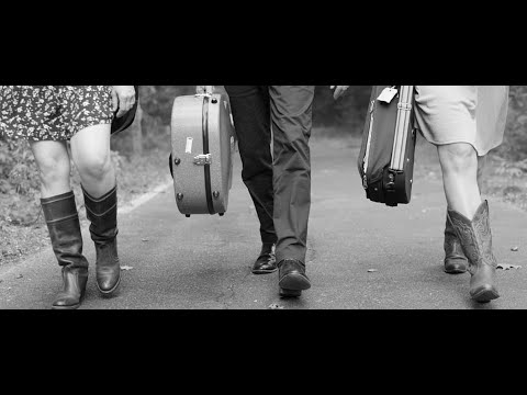 Round of Blues– Low Lily (Shawn Colvin cover)