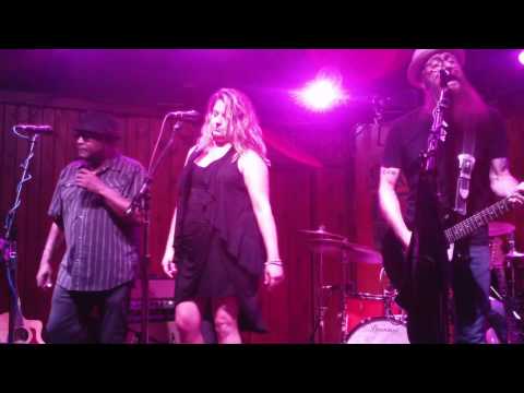 John Gaar band - Slow rolling to nowhere - 07-24-16 saxon pub , austin TX