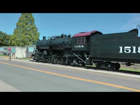 Illinois Central Gulf train headed by steam engine #1518 on display near floodwall in Paducah, KY