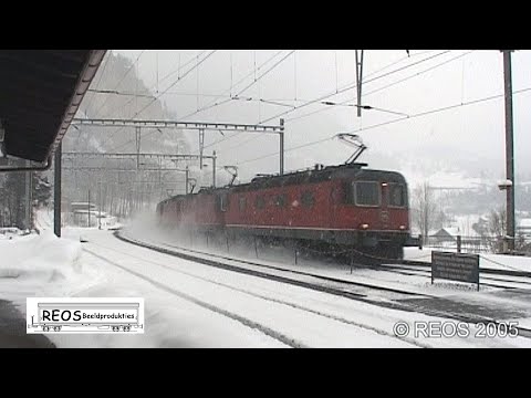 2005-02 [SDw] BLS North Ramp part 5 Blausee Mitholz & up at Kandersteg. Heavy snow & sunshine!