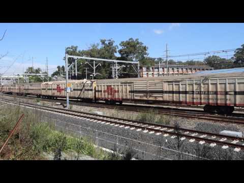 LDP002 / LDP001 with 7MB7 at Gosford - 10/4/16