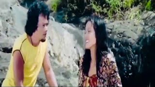 Download lagu Strack  Film Melodi CInta 1980 - ' Orang Asing  ' (Rhoma Irama, Farah Meuthia, Rica Rachim) mp3