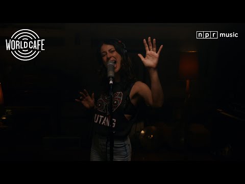 Grace Cummings - "On and On" (Recorded Live for World Cafe)