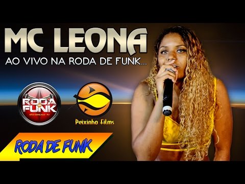 MC Leona :: Apresentação ao vivo no palco da Roda de Funk :: Especial