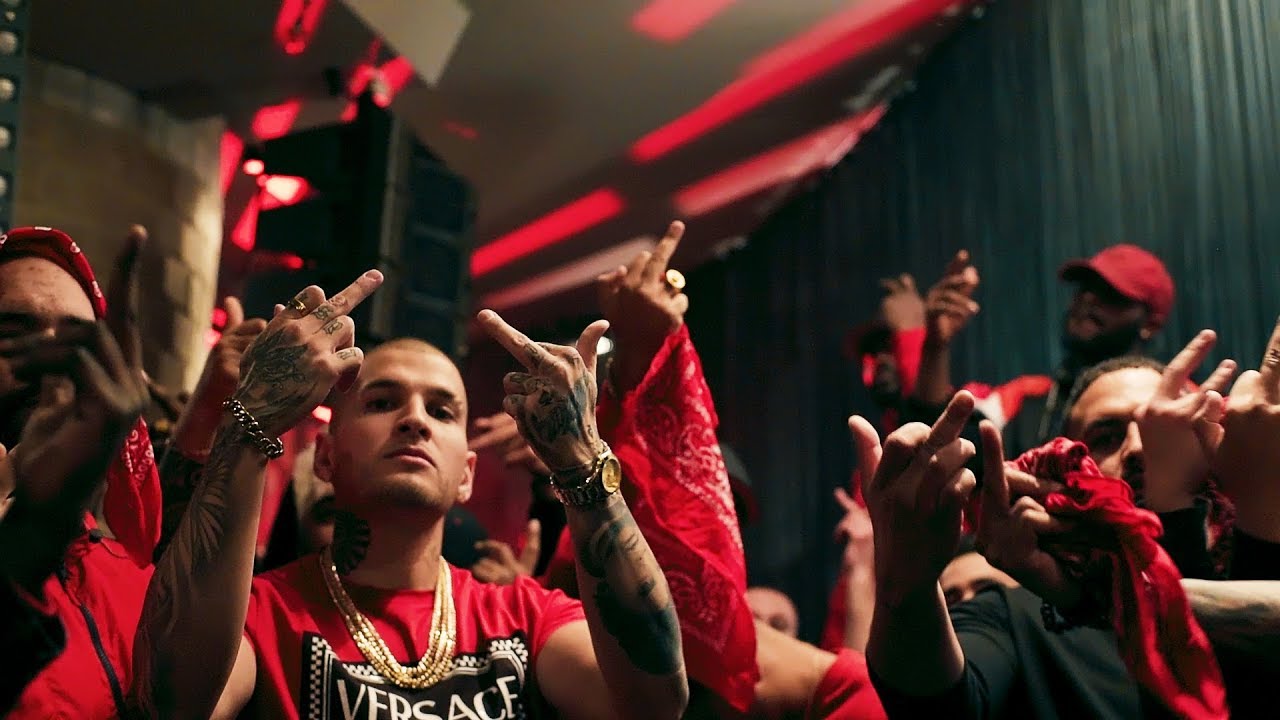 перевод песни no escape. банда мара сальватруча ms13. машины из клипа gang gang travis. No gangs перевод. бандана мужская завязанная на лбу.