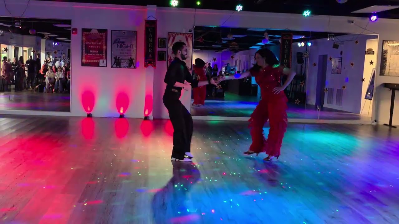 West Coast Swing / Cha Cha Medley by Vivian & Davy📍 Spotlight Night 2026