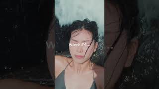 Download lagu Tested in full wave-to-the-face chaos🌊😭and Sandy stayed on. Ride-or-die proof.🤍 #Pearhaus #DIYlashes mp3