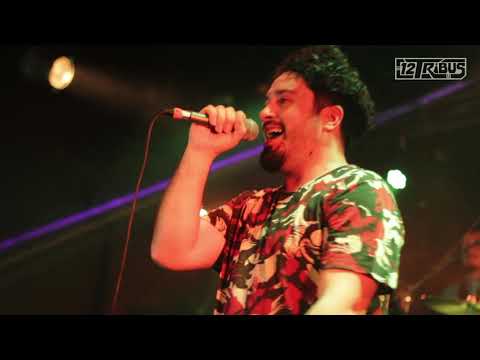 12 Tribus - Mujer (vivo)