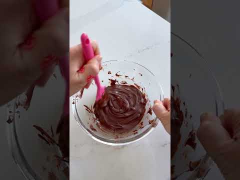 How to melt chocolate chips in the microwave