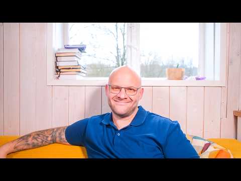 HOVORY ZE ZEMĚ - Elity bez kontroly? Lidé mají sílu systém změnit - Pavel Kamas