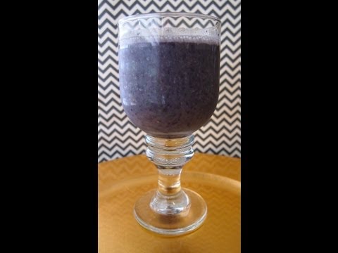 Kale, Blueberry, Chia Smoothie Recipe