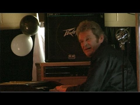 Peter Nelson and The Castaways - Cashmere Club 2009 - (Sunday)