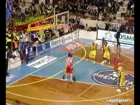 15.02.2009 Premiata Montegranaro - Armani Jeans Milano 82-81