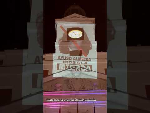 La PROYECCIÓN en Sol: «AYUSO, ALMEIDA, iros a la MIERDA» #shorts