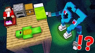 Download lagu Mikey and JJ SURVIVE 99 Days in FOREST with 67 ?! - Minecraft (Maizen) mp3 Download lagu Mikey and JJ SURVIVE 99 Days in FOREST with 67 ?! - Minecraft (Maizen) mp3