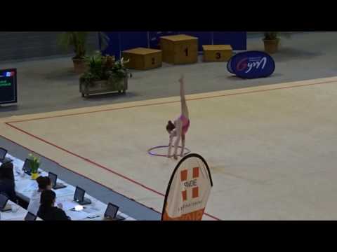 Alyssa Jeulin cerceau - Nat B 10-11 ans - France Chambéry 2017