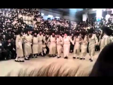 Toldos Aharon - Mitzva Tance - 2012 - Part 3