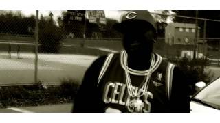 I'M A BOSS - YOUNG PAPERBOYZ FEAT RACENNEXT