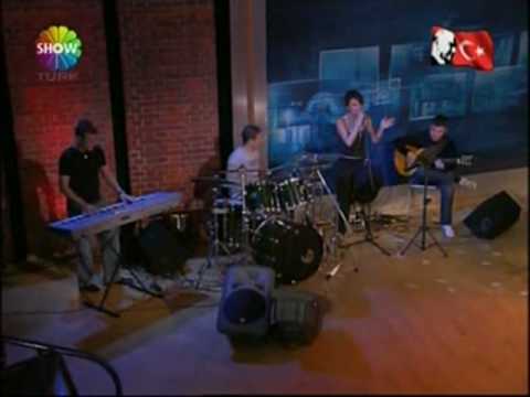 Secil Özcin - Sezen Aksu - Ne kavgam bitti, ne sevdam