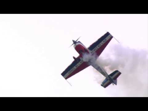 Équipe de voltige de l'Armée de l'Air (Vidéo officielle Salon du Bourget 2013)