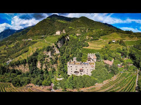 Tyrol Castle 🏰 / Meran Italy 🇮🇹 Solo Walk / Hike @ Schloss Tirol - Castel Tirolo