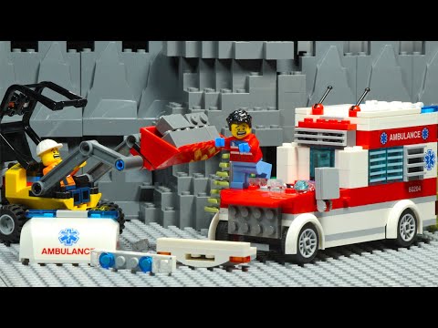 LEGO City Emergency Ambulance Bulldozer Crash
