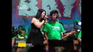 Download lagu New Gita Bayu - Siapa Yang Punya - Nasya ft Soliq LIVE 2015 mp3