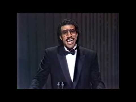 RICK JAMES AND THE MARY JANE GIRLS  (American Music Awards 1984)