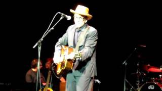 Elvis Costello & The Imposters - The River In Reverse (04-17-10)