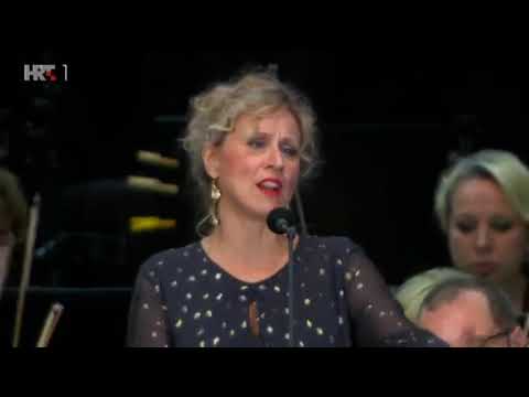 Martina Zadro - Klänge der Heimat (Czardas), Die Fledermaus; Johann Strauss II