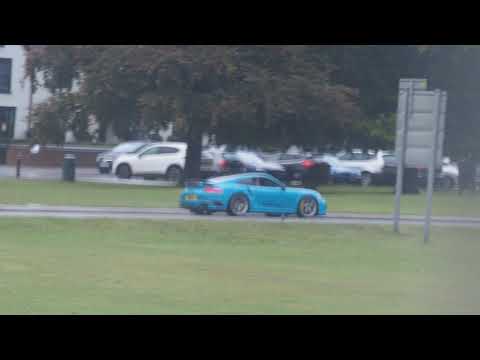 1100HP Porsche 911 Turbo S w/ AWE Tuning exhaust accelerating - beautiful sounds