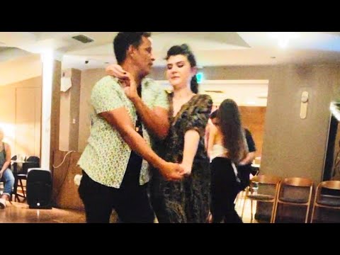 Cubana salsa - cuban casino - rueda de casino - social dance with Yanek Revilla.