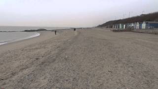 preview picture of video 'Holland on Sea Beach'