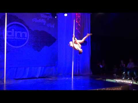 NK Pole Fitness 2017 tweede plaats intermediate Daisy van Bruchem