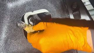 2002-2003 Lexus ES300 Brake Stop Light Bulb Replacement Instruction