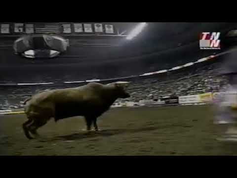 Little Yellow Jacket bucks Michael Gaffney - 01 PBR Detroit