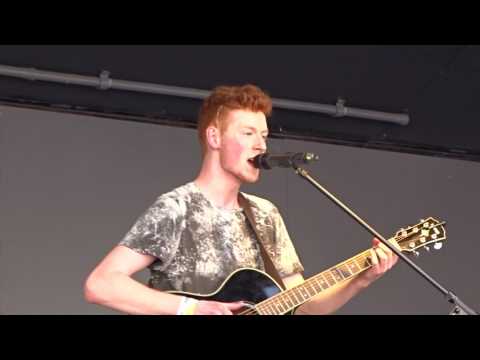 Brother Movement (BROMO) Live @Cologne Pride 2017 – Lieblingsmensch (Namika)