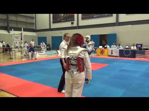 Hrafnhildur Rafnsdóttir bardagi 1 Scottish Open 2013