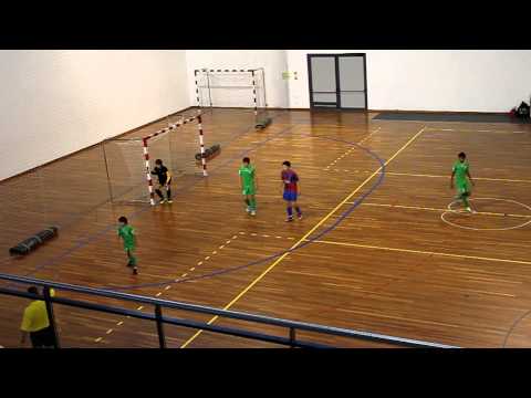 Sassoeiros-2  Caxienses-8 em 3-12-2011 6.MOV