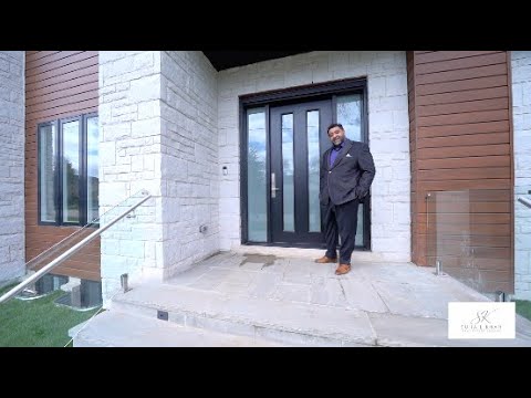 Custom Built Home in Oakville!