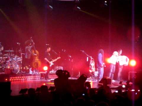 Shakira Concert Berlin "La Tortura" 09.12.2010 @ O2 Arena