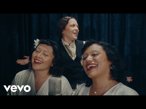 Natalia Lafourcade - Cocos en la Playa