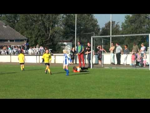 Voetbal, Dommelen F1-EMK Nuenen - 2e helft