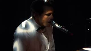 MIKA - Porcelain (live) w/ piano