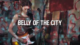 Musik-Video-Miniaturansicht zu Belly of the City Songtext von Squirrel Flower