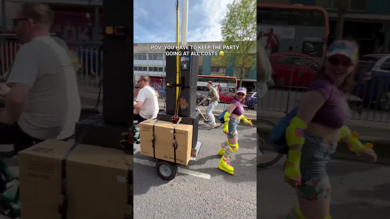 Spare set of DJ decks?! No problem. #viralvideo #dj #hack #funny #memes #fyp #reels #travel #gym