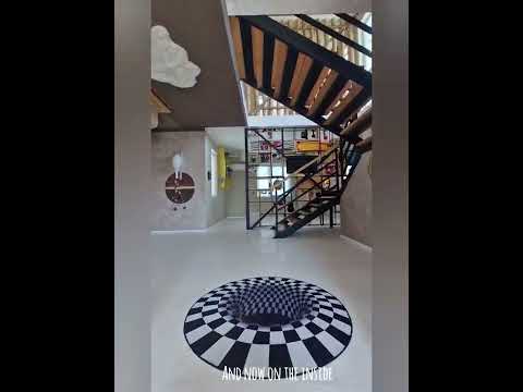 The Upsidedownhouse in Chernomorets- video review