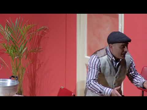 Il Gruppo Teatro "Giovanni Vercillo" nella commedia in vernacolo "Mbruagliu porta mbruagliu"