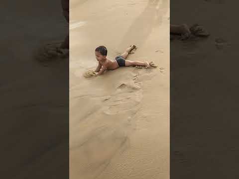 Siddharth old video l Chennai Marina beach l short video