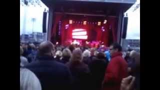 Barry Manilow Sweet Heaven - Southampton Ageas Bowl